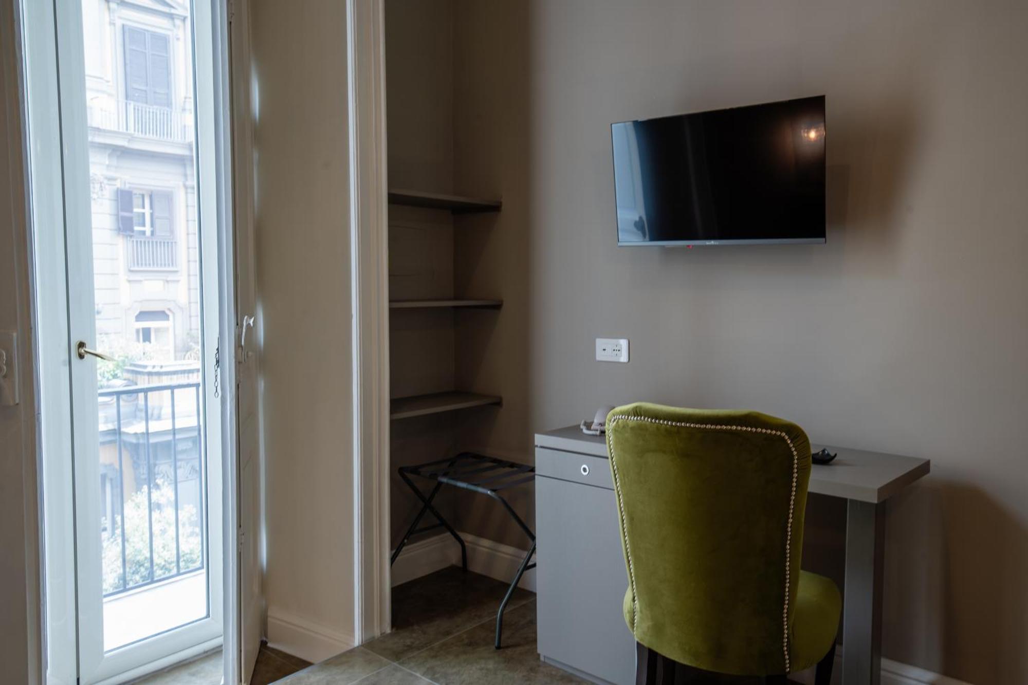 Guest house Leone D'autore - Rooftop Centro Storico Naples