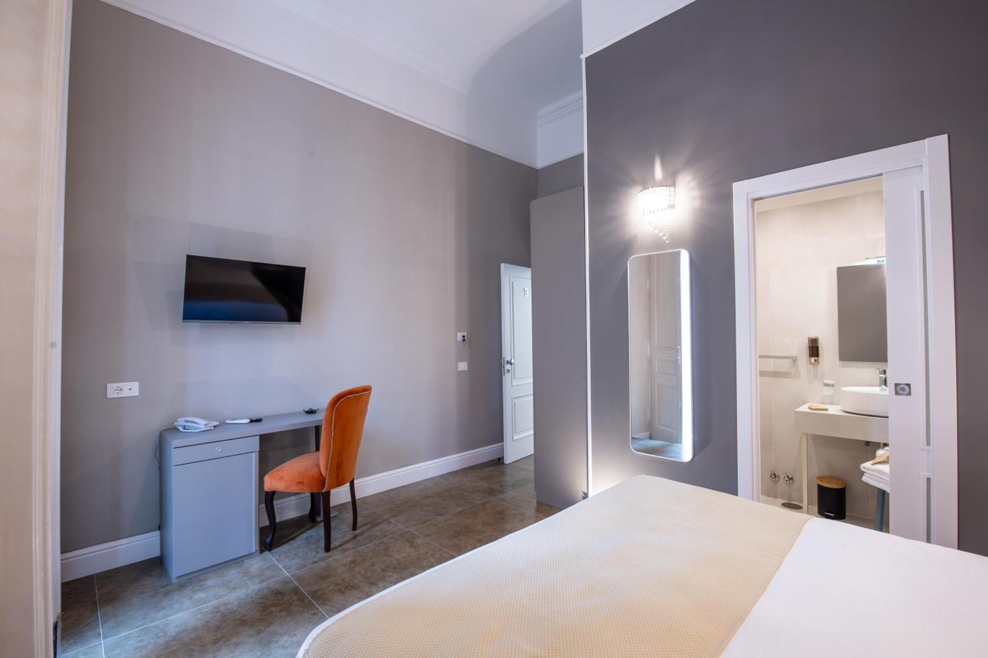 Leone D'autore - Rooftop Centro Storico Guest house Naples